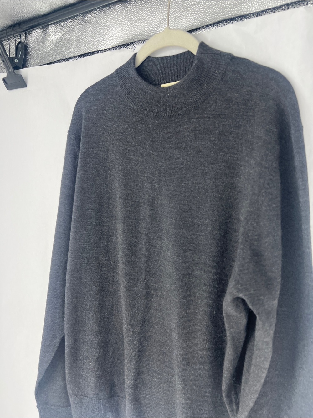 Parisian Works Men's Dark Charcoal 100% Fine Merino Wool Sweater - Picture 4 of 10